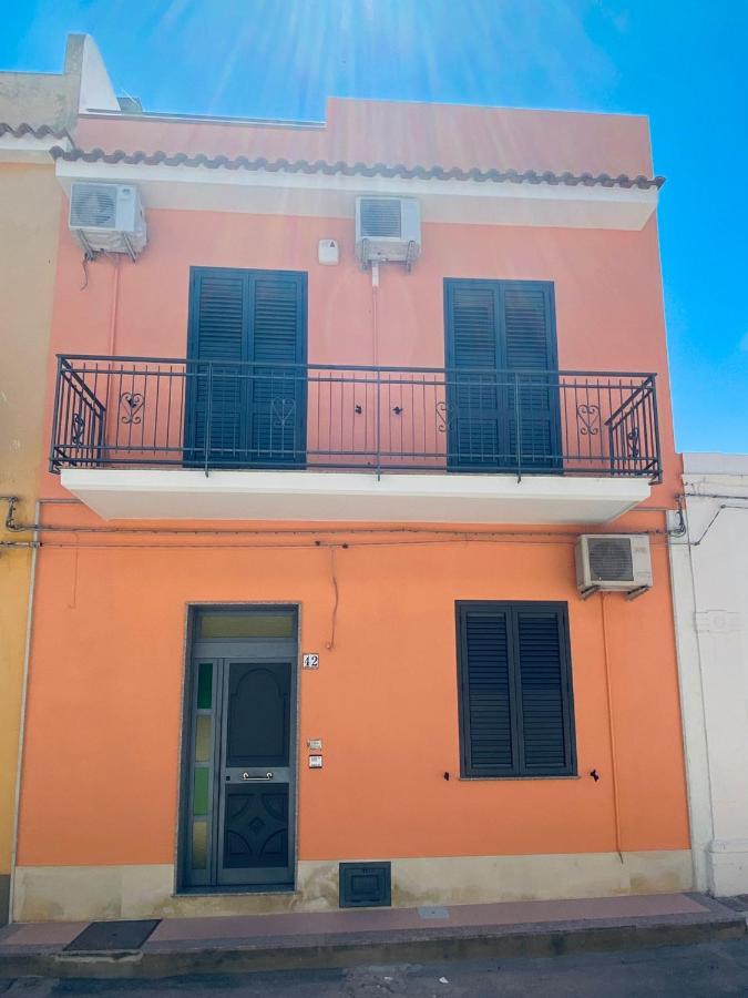Giusy'S House Apartamento Avola Exterior foto